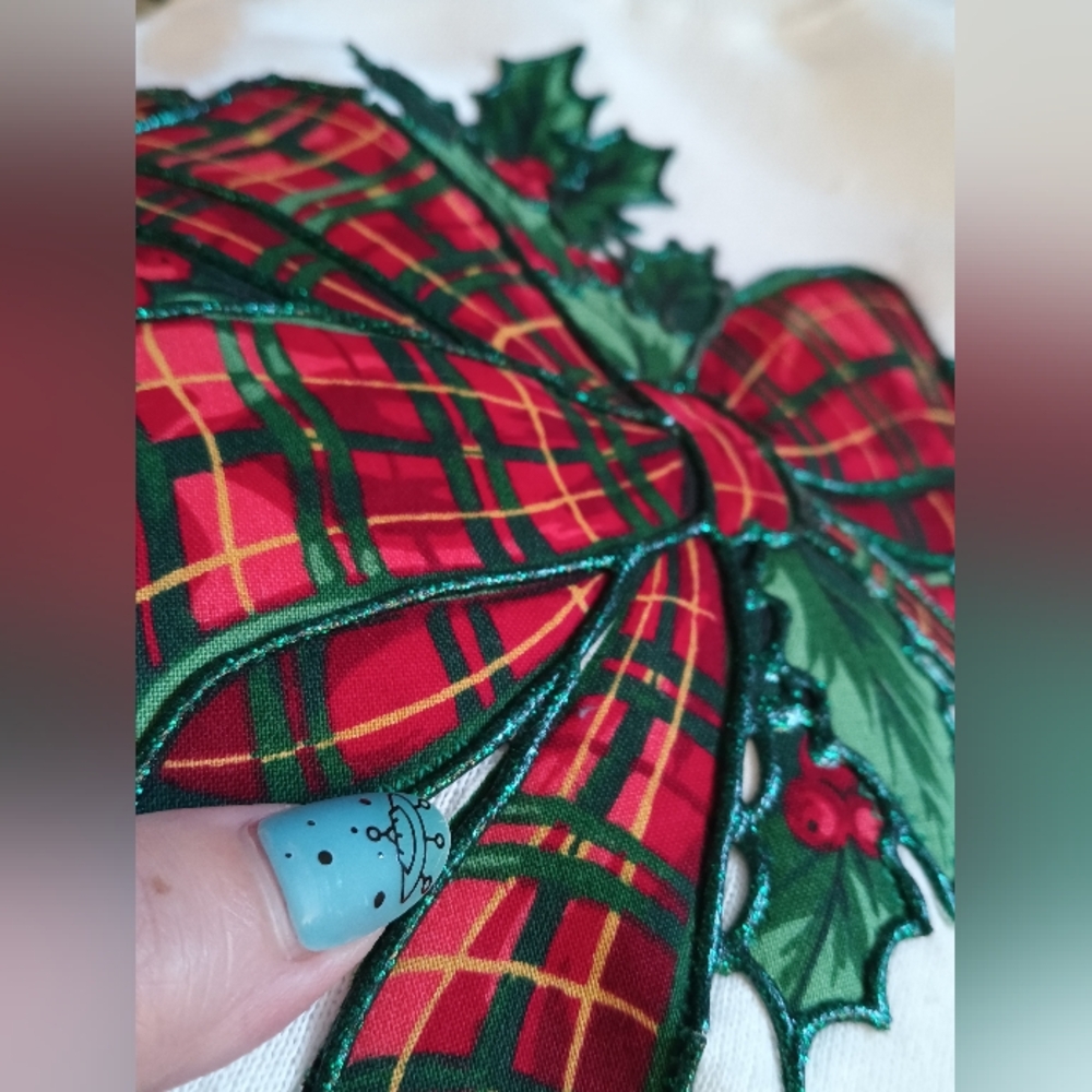 𝑪𝒉𝒓𝒊𝒔𝒕𝒎𝒂𝒔 𝑩𝒐𝒘/𝑳𝒆𝒂𝒗𝒆𝒔 𝑭𝑶𝑻𝑳 𝟗𝟎'𝒔 𝑺𝒘𝒆𝒂𝒕𝒔𝒉𝒊𝒓𝒕 - Picture 6 of 14
